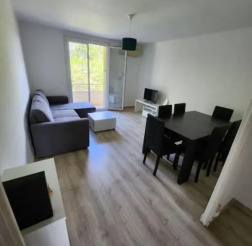 Appartement Deux Chambres 64M2